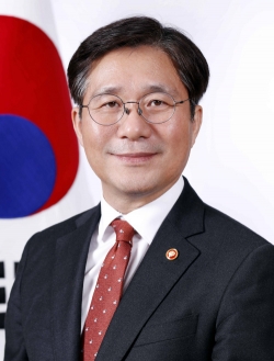 성윤모 산업부 장관.