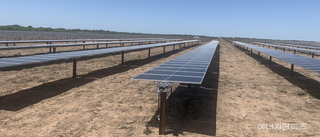 현재 중부발전 참여로 미국 택사스주에 건설 중인 엘라라태양광발전단지(발전설비용량 130MW) 전경.